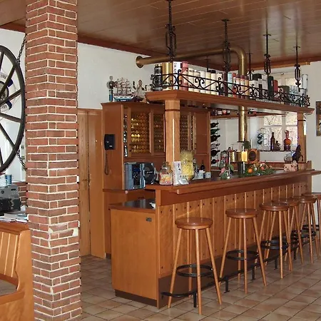 & Restaurant Gutsherrn-klause 3* Dankerode (Hessen)